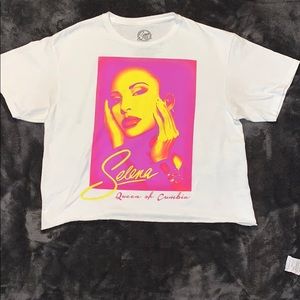 Cropped Selena Tee
